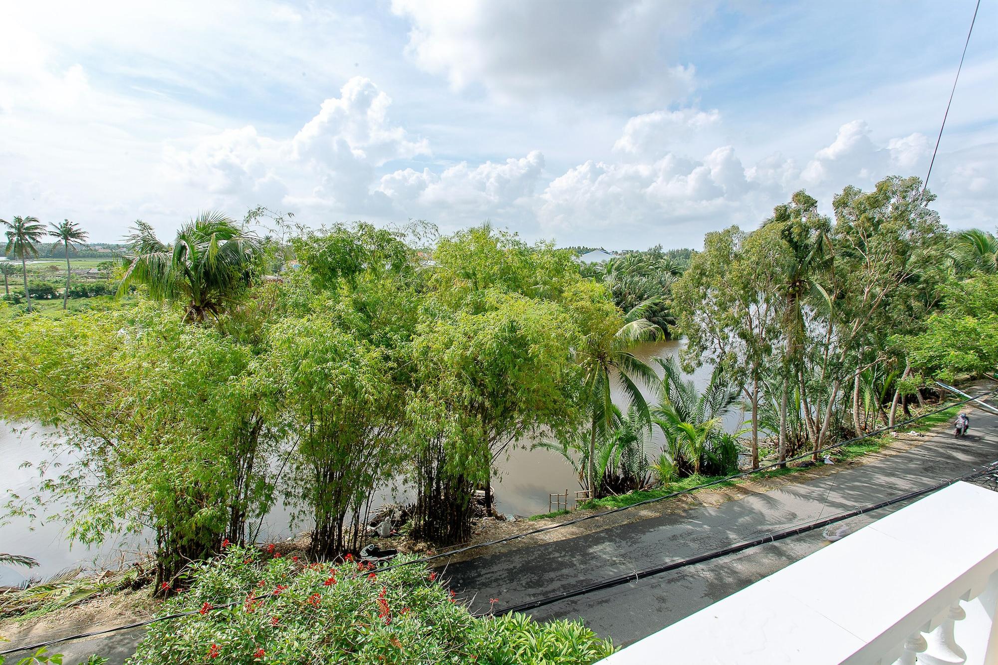 Hoi An Aurora Riverside Hotel And Spa Екстериор снимка