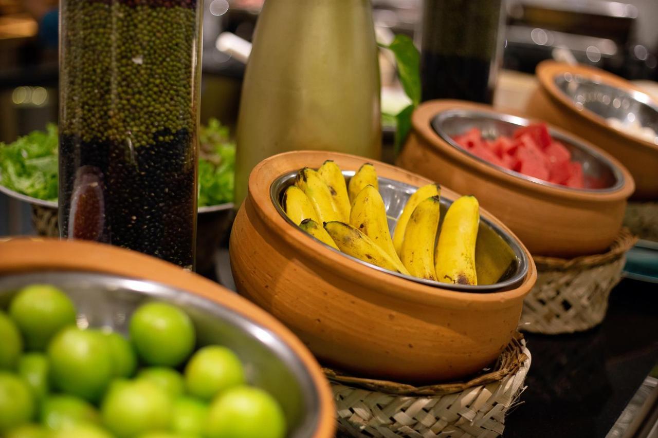 Hoi An Aurora Riverside Hotel And Spa Екстериор снимка